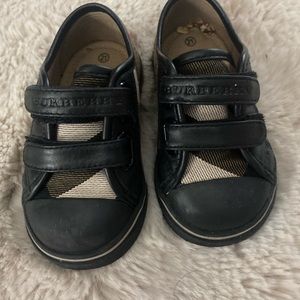 Burberry toddler shoes